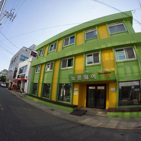 Mokpo Norway Guesthouse Buitenkant foto