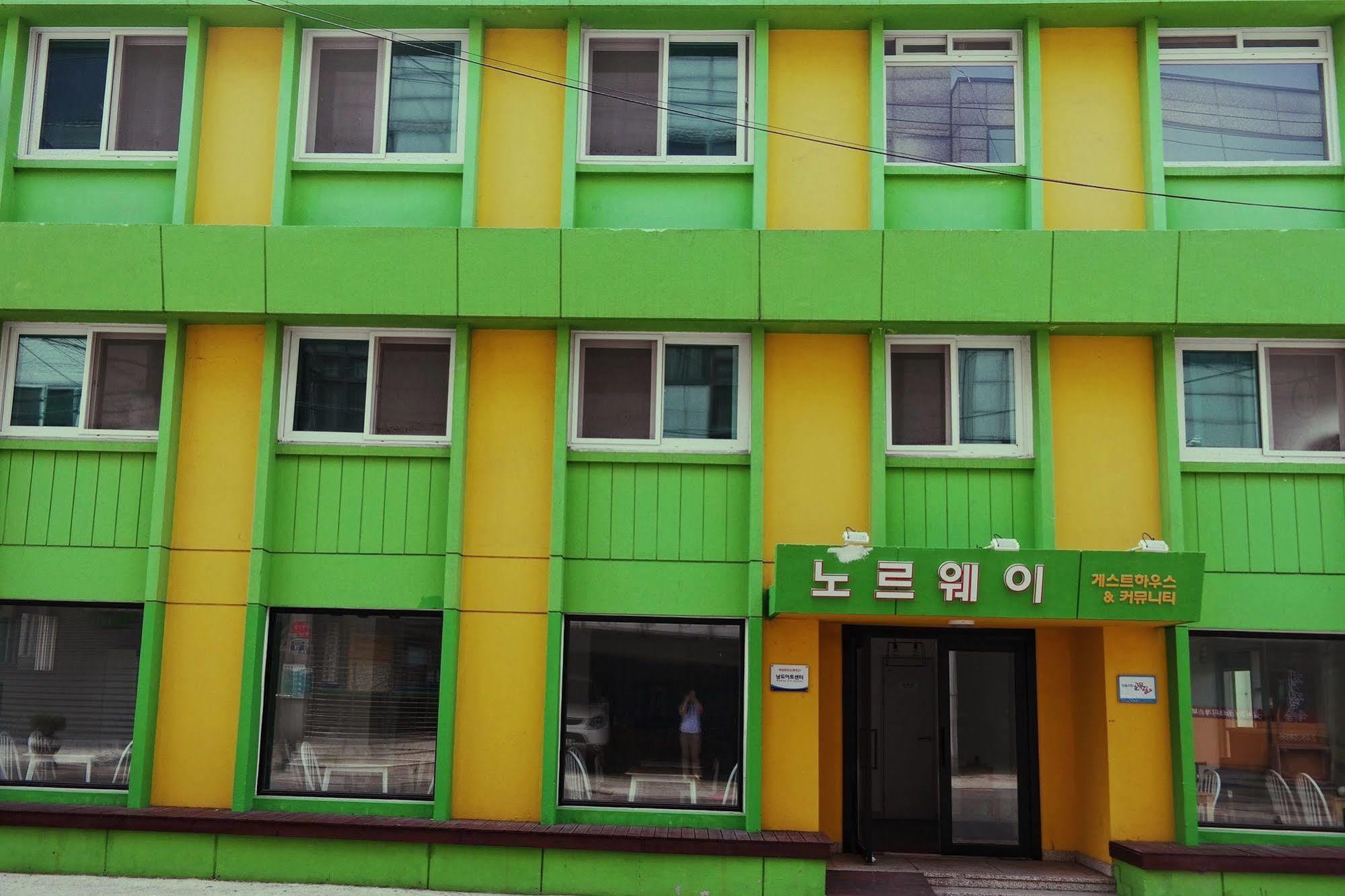 Mokpo Norway Guesthouse Buitenkant foto